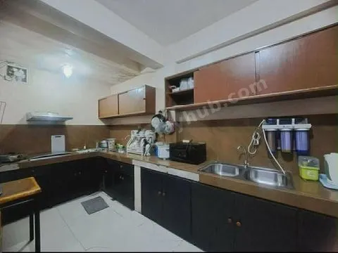 3-Bed House with Rooftop in Bacoor, Imus