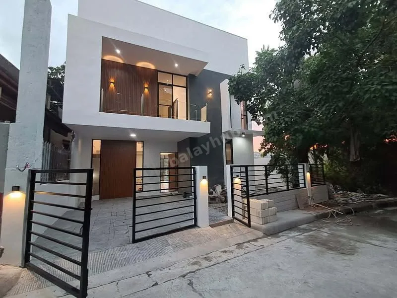 Brand New 2-Storey House with Basement in El Monte Verde, Consolacion