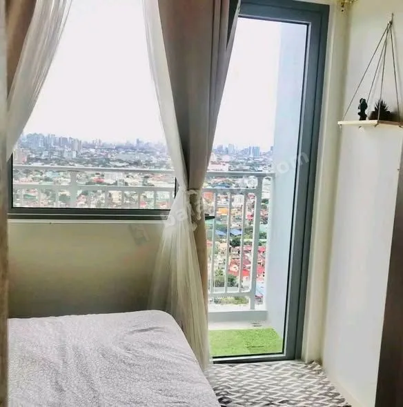 1BR Furnished Condo at Fern at Grass Residences, 41st Floor