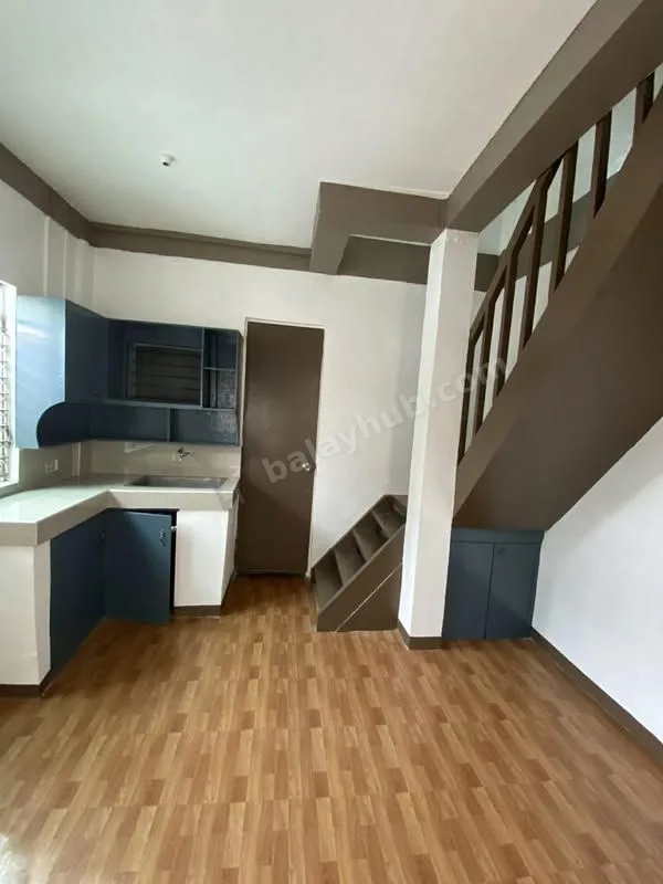 2-Bedroom Townhouse-Style Apartment in Moonwalk, Parañaque