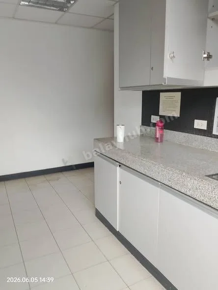 Commercial Office Space on Lacson St, Bacolod City