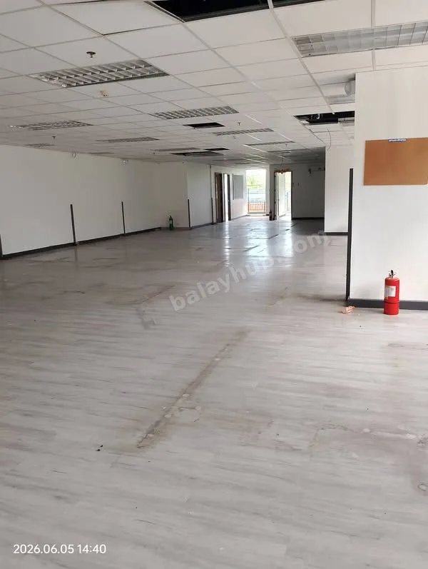 Commercial Office Space on Lacson St, Bacolod City