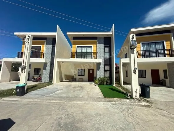 Semi-Furnished 2-Storey House & Lot in Breeza Scapes, Lapu-Lapu