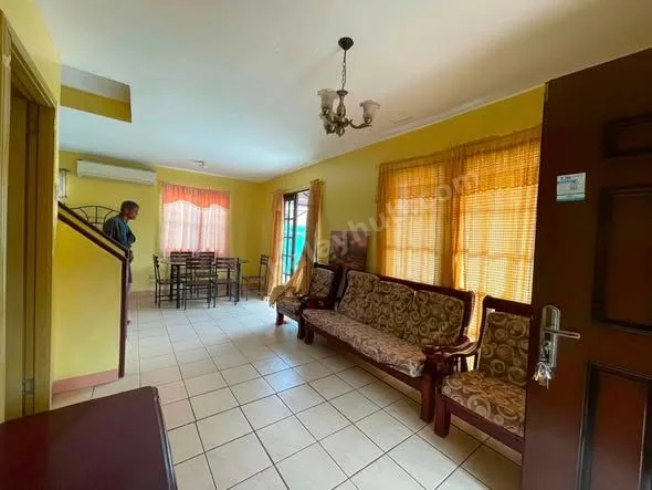 4-Bedroom Semi-Furnished House for Rent in Collinwood Subdivision