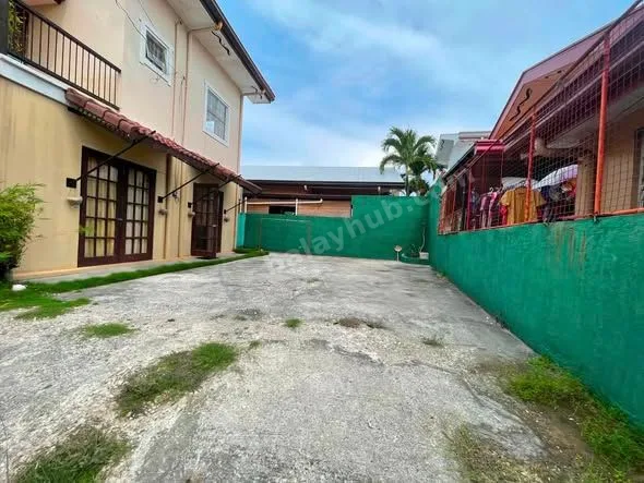 4-Bedroom Semi-Furnished House for Rent in Collinwood Subdivision