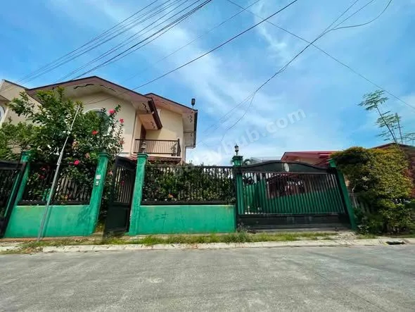4-Bedroom Semi-Furnished House for Rent in Collinwood Subdivision