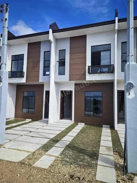 Semi-Furnished 2BR Townhouse in Coral Village, Lapu-Lapu