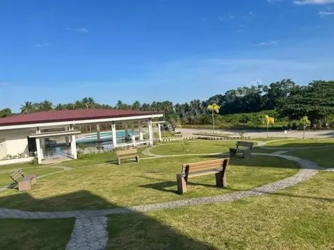 3-Bed Townhouse in Bacong, Negros Oriental