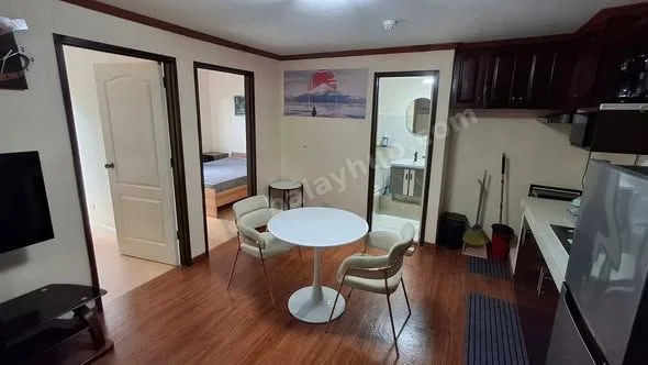 2-Bed Condo with Balcony at One Oasis, Cebu City