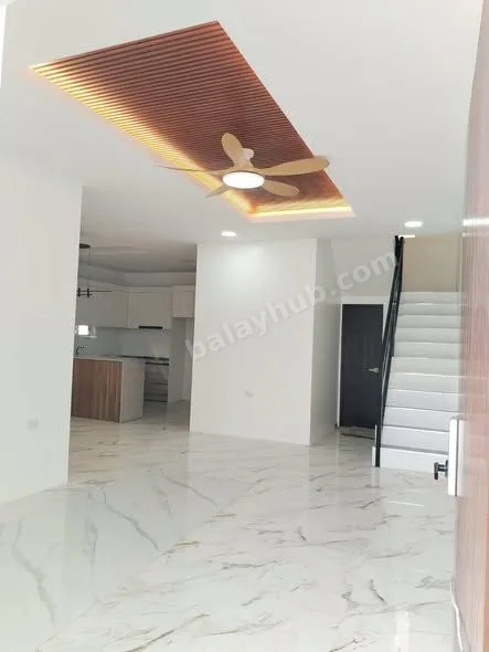 Modern 4-Bed House with Pool in Angeles City