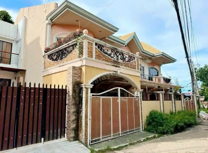 Spacious House and Lot in Buena Hills, Guadalupe