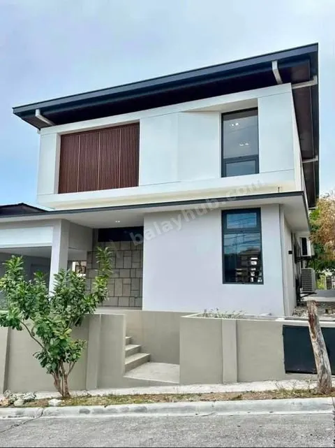 Modern 5-Bed House & Lot in Kishanta Subdivision, Cebu