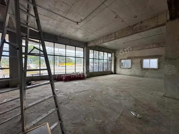 Prime 250 sqm Commercial Space for Rent at Friendship Highway, Cutcut Flyover