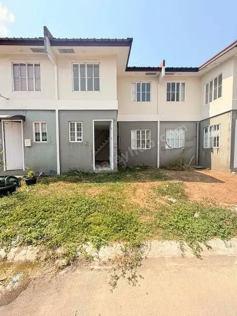 Pasalo: 3BR Townhouse in Redfern 4, Lancaster New City