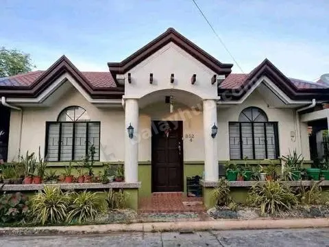 4-Bedroom House and Lot for Rent in Bayswater Marigondon, Lapu-Lapu