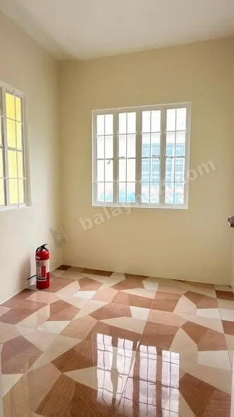 3-Bed Townhouse for Pasalo in Westwood Village, General Trias