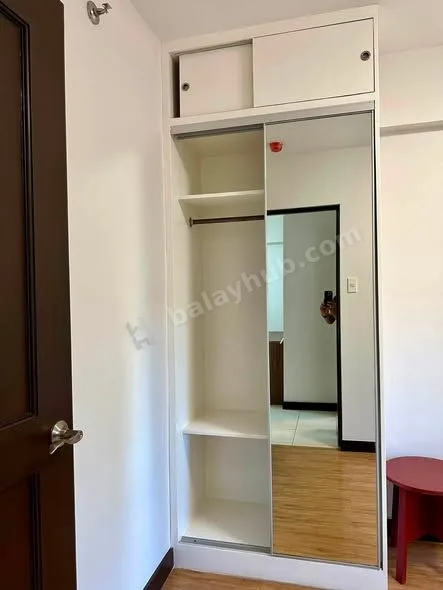 Semi-Furnished 2BR Apartment in Siena Park, Paranaque