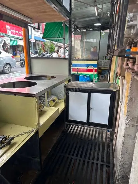 Commercial Food Cart Space for Rent in Taguig