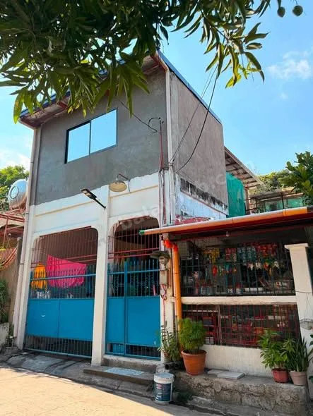 4-Bedroom House in North Olympus, QC for ₱3.8M