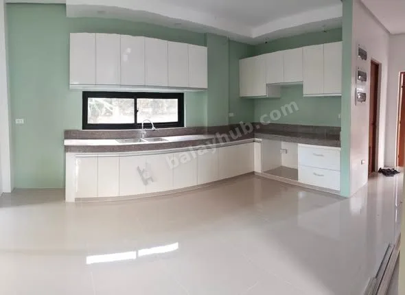 House & Lot in Nostalji Enclave, Dasmarinas Cavite