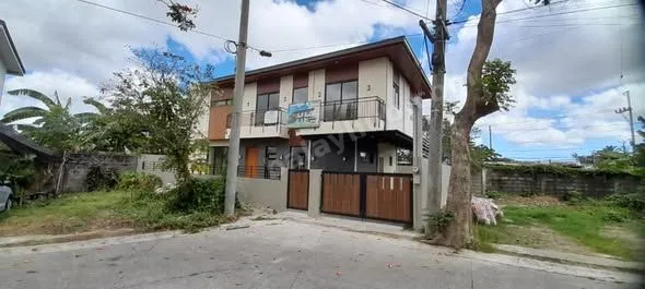 House & Lot in Nostalji Enclave, Dasmarinas Cavite