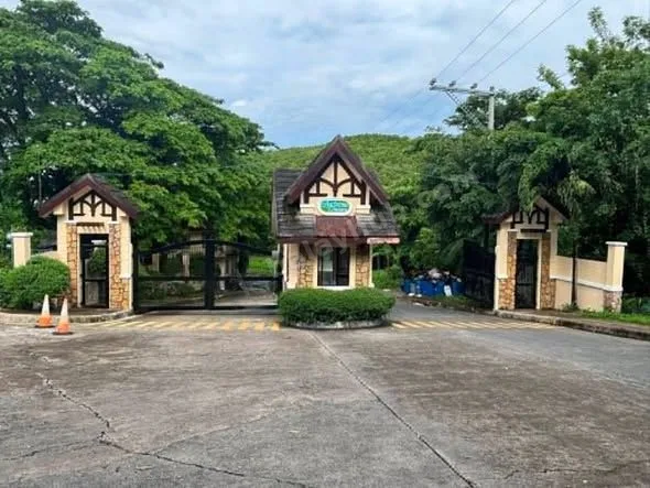 Titled Residential Lot in Aspen Heights, Consolacion