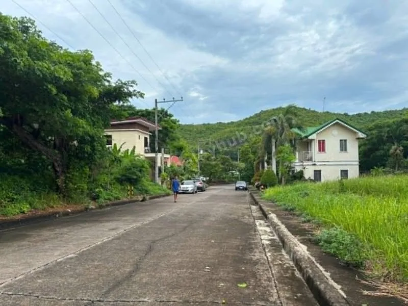 Titled Residential Lot in Aspen Heights, Consolacion